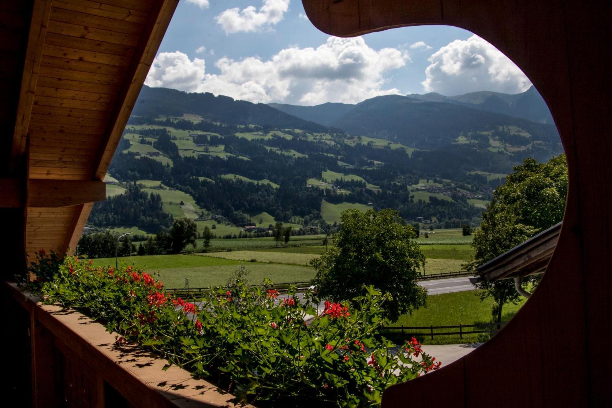 Apart Soellbacherhof Fuegen Luaran gambar