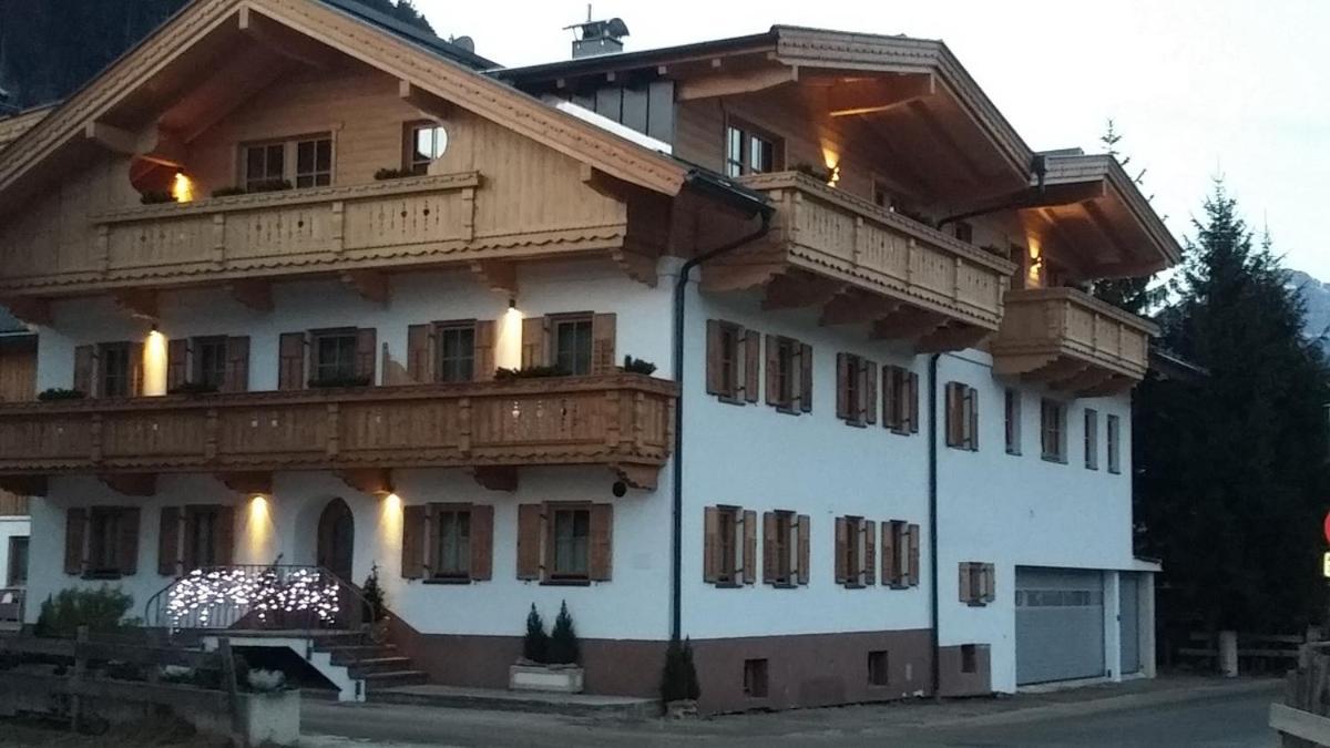 Apart Soellbacherhof Fuegen Luaran gambar